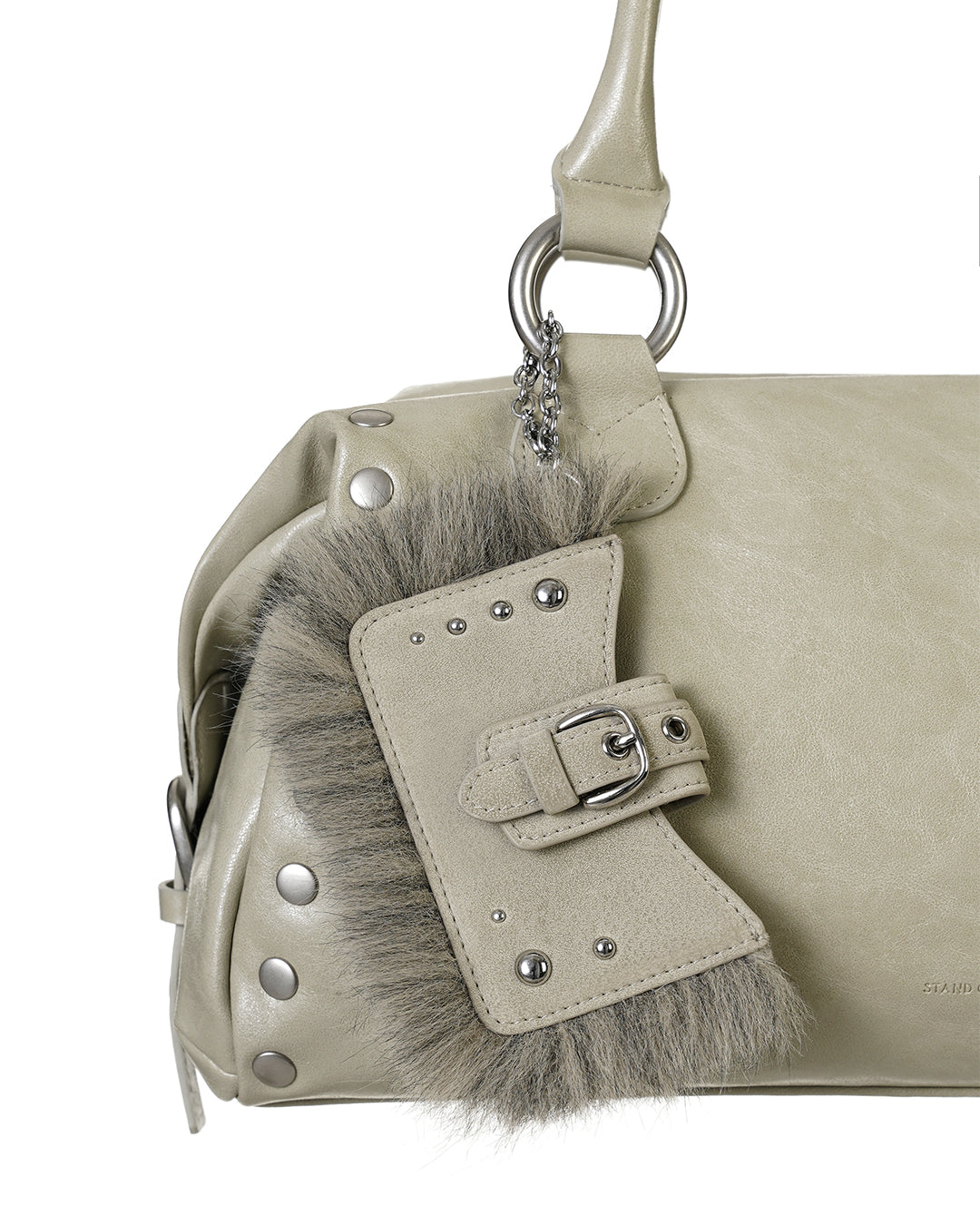 Stud Fur Keyring · 鉚釘毛絨鑰匙圈 / 米白色