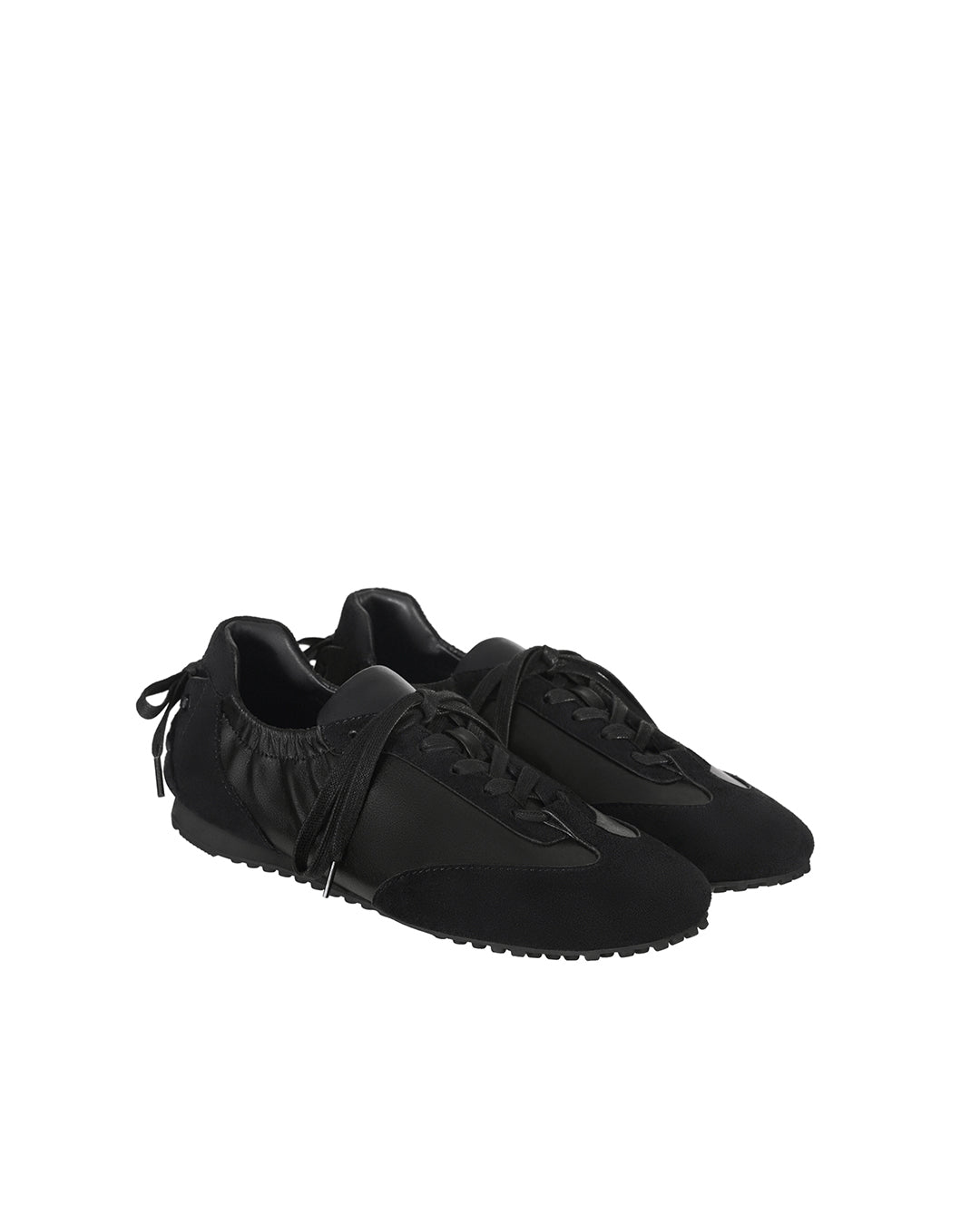 Double Tied Sneakers · 雙蝴蝶綁帶休閒運動鞋 / 黑色
