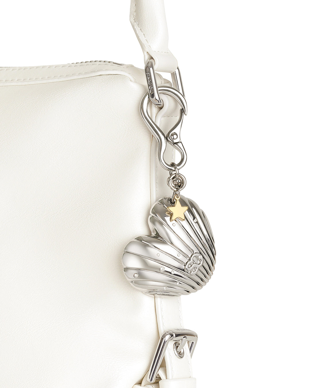 Heart Shell Keyring· 貝殼愛心鑰匙圈 / 銀色