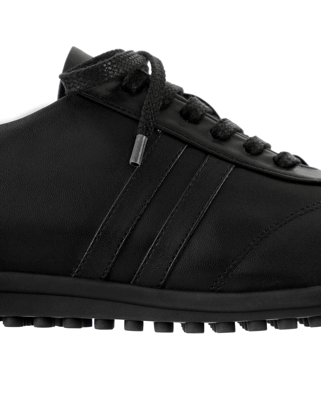 Isla Lace Up Sneakers · 艾菈綁帶休閒運動鞋 / 黑色