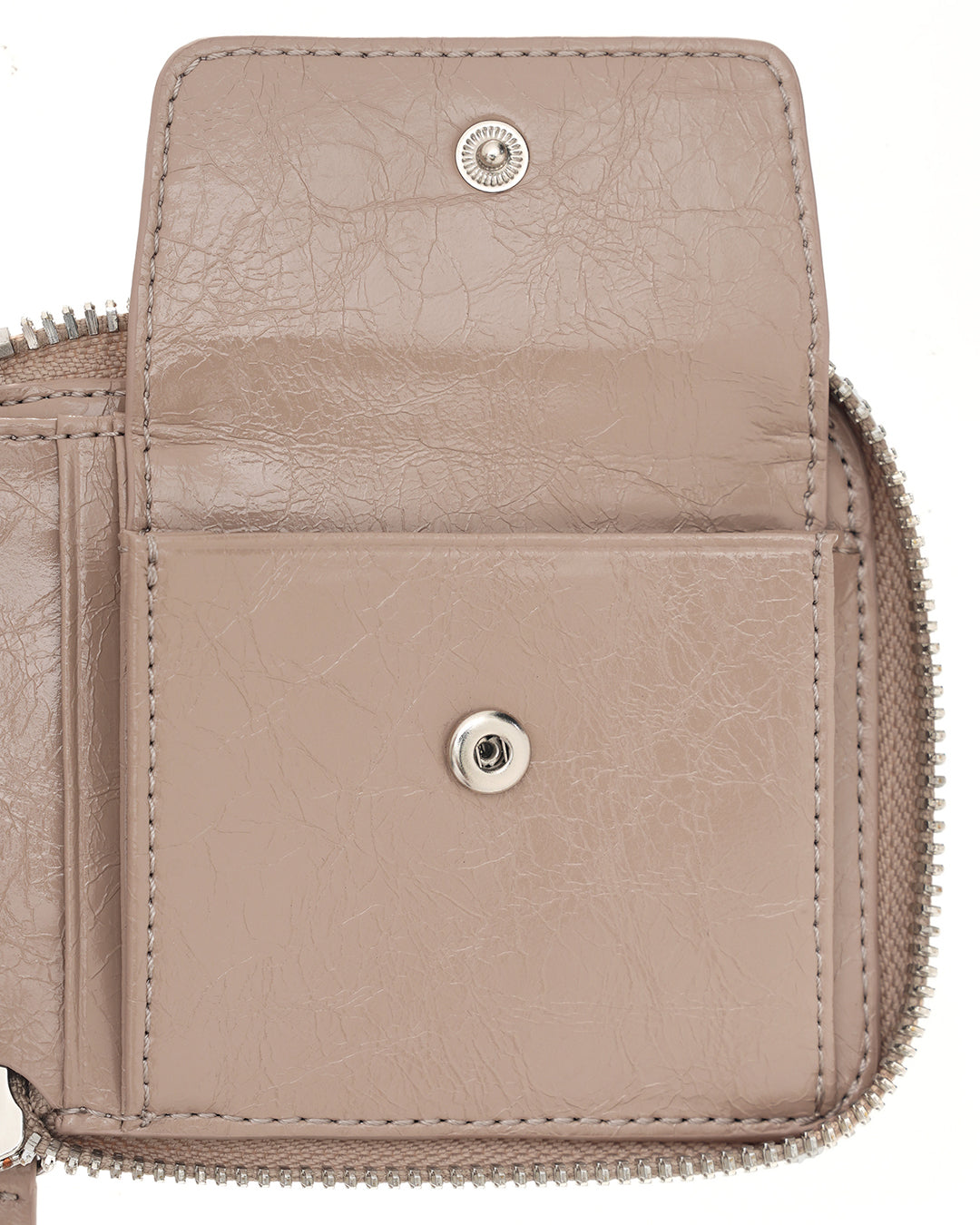 Bow Chain Wallet · 蝴蝶結鏈條錢包 / 奶茶色