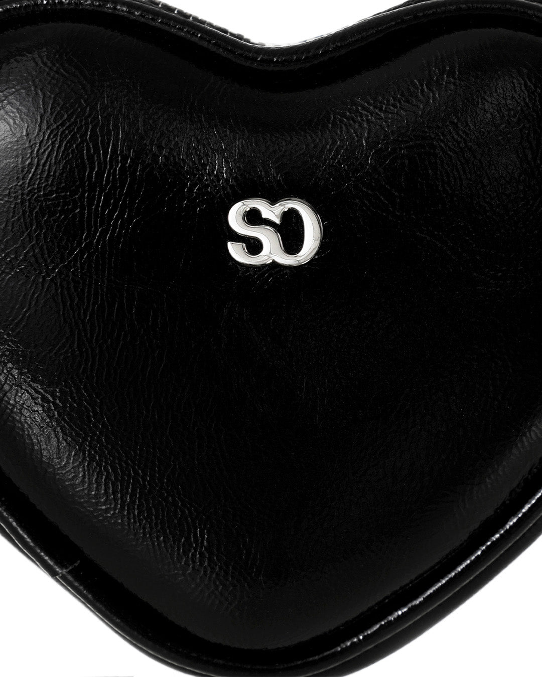 Heart Pods Keyring · 愛心吊飾鑰匙圈 / 黑色